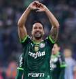 Luan se despede do Palmeiras em duelo contra o Vasco   Foto: Alexandre Schneider/Getty Images / Esporte News Mundo