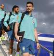  Foto: Rafael Ribeiro/CBF - Legenda: Seleção Brasileira (Gabriel Magalhães e Douglas Luiz à frente) desembarca em Orlando / Jogada10