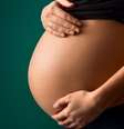 Se o aborto for realizado por outra pessoa, com ou sem o consentimento da gestante, a pena também será aumentada  Foto: Canva / Perfil Brasil