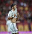  Foto: Pedro Souza / Atlético - Legenda: Gustavo Scarpa defende atualmente o Atlético / Jogada10