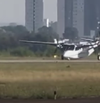 Avião pousa de 'bico' em São Paulo, após sofrer pane no sistema;   Foto: Reprodução/Redes Sociais 