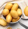Conheça simpatias para o amor com batata  Foto: Shutterstock / Alto Astral