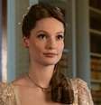 Francesca Bridgerton é autista? Atriz conta o que acha da teoria.  Foto: Divulgação, Netflix / Purepeople