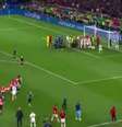 Jogador da Hungria caído   Foto: Reprodução/Eurocopa