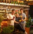 O físico Fernando Goldenstein, a chef Priscilla Herrera e o designer Léo Andrade são sócios no novíssimo Borbú Banana Bar, na Vila Madalena  Foto: Daniel Teixeira/Estadão / Estadão