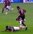 Pênalti foi marcado em lance envolvendo Calegari e Bruno Henrique  Foto: Reprodução/TV Globo
