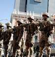 Militares montam guarda na Plaza Murillo, localizada na capital da Bolívia, La Paz  Foto: Getty Images / BBC News Brasil