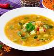 Sopa de lentilha com legumes  Foto: Lapina Maria | Shutterstock / Portal EdiCase