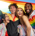 Procure ouvir, apoiar e lutar pelos direitos da comunidade LGBTQIA+  Foto:  5 atitudes que te fazem um bom aliado da comunidade LGBTQIA+