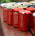 Saiba como melhorar o molho de tomate pronto  Foto: Shutterstock / Alto Astral