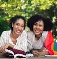 Livros podem ser a porta de entrada para promover a diversidade  Foto: Chachamp | Shutterstock / Portal EdiCase
