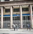 Fachada do INSS na Rua Xavier de Toledo, na região do Anhangabaú, no centro de São Paulo.  Foto: WERTHER SANTANA/ESTADÃO / Estadão