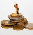 O que é hipergamia, pessoas com atração por parceiros 'mais ricos'  Foto: Mathieu Stern / Unsplash 