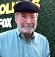 Martin Mull era o farmacêutico Russell de "Two and a Half Men" (Imagem: Wikimedia Commons)  Foto: Canaltech