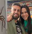 Casal de brasileiros encontra aranha gigante na Austrália  Foto: Reprodução/Instagram/@ocasalsemraiz