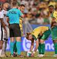 Jogadores do Botafogo questionam o árbitro após pênalti marcado para o Cuiabá  Foto: Divulgação/Cuiabá