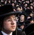 Grupo de judeus ultraortodoxos  Foto: Getty Images / BBC News Brasil