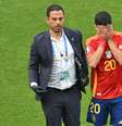 Pedri deixa o campo pouco depois de sofrer uma entrada dura de Toni Kroos –  Foto: Miguel Medina/AFP via Getty Images / Jogada10