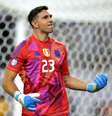 Dibu Martínez brilha nos pênaltis   Foto: JUAN MABROMATA/AFP via Getty Images / Esporte News Mundo