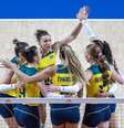 Seleção feminina de vôlei comemora ponto  Foto: Getty Images