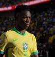 O atacante brasileiro Vinicius Junior (7) sai de campo durante o intervalo contra a Colômbia, no Levi's Stadium  Foto: Darren Yamashita-USA TODAY Sports/Reuters