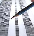 As mutações nas regiões conhecidas como DNA 'lixo' são cada vez mais relacionadas a uma série de doenças  Foto: Getty Images / BBC News Brasil