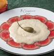 Vitello Tonnato, um dos carpaccios do novo Il Carpaccio, no Itaim  Foto: Ricardo Dangelo