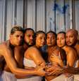 Grupo Entre Lugares Maré vai colocar 30 artistas do território no palco para denunciar violência oficial  Foto: Zé Bismark