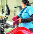 A alta da inflação no mês passado foi puxada pelos preços da gasolina, que subiram 3,15%.  Foto: Daniel Teixeira/Estadão / Estadão