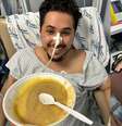 O jovem precisou retonar para o hospital e descobriu que sofreu um AVC  Foto: Acervo Pessoal