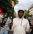 Remoção de sem-teto das ruas de Paris antes dos Jogos gerou protestos  Foto: Getty / BBC News Brasil