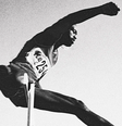 Atleta em prova de salto  Foto: Alamy / BBC News Brasil