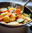 Entenda qual o correto tempo de cozimento dos legumes  Foto: Shutterstock / Alto Astral