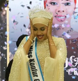 A vencedora Aisha Ikow quer promover a educação de meninas  Foto: Shukri Mohamed Abdi / BBC News Brasil