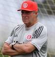 Abel Braga em sua última passagem pelo Inter ainda como técnico, em 2022 –  Foto: Ricardo Duarte/Internacional / Jogada10