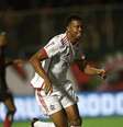 Carlinhos foi autor da vitória do Flamengo sobre o Vitória.  Foto: Gilvan de Souza / CRF / Esporte News Mundo