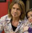 Miley e Billy Ray Cyrus nas gravações de 'Hannah Montana'  Foto: Reprodução | Disney Channel