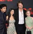 M. Night Shyamalan, Saleka, Josh Hartnett e Ariel Donoghue.  Foto: Adoro Cinema