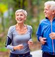 Exercícios físicos são fundamentais para manter a saúde dos idosos  Foto: Lordn | Shutterstock / Portal EdiCase