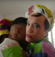 Com beijo queer, Cerimônia de Abertura homenageia igualdade no amor  Foto: Reprodução/Cazé TV