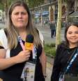 Repórter do Terra, Aline Küller, entrevista Bárbara, uma brasileira que vive em Paris  Foto: Reprodução | Terra