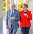 O presidente Luiz Inácio Lula da Silva e a ex-presidente Dilma Rousseff no Palácio da Alvorada, em Brasília  Foto: Reprodução/X @ricardostuckert
