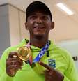 Isaquias Queiroz é esperança de medalha na canoagem brasileira  Foto: Amanda Perobelli / Reuters