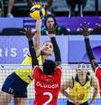 Gabi foi ao ataque contra o Quênia na estreia da Seleção Brasileira feminina de vôlei  Foto: Wander Roberto/COB