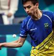 Vitor Ishiy enfrenta Dimitrij Ovtcharov no tênis de mesa dos Jogos Olímpicos de Paris-2024  Foto: Gaspar Nóbrega/COB / Olimpíada Todo Dia