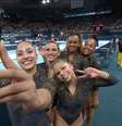 'Selfie' das medalhistas da ginástica viraliza por detalhe inusitado: 'Puro suco de Brasil'  Foto: Reprodução/SporTV