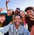 Boas amizades têm um impacto positivo significativo na qualidade de vida  Foto: Gigi Delgado | Shutterstock / Portal EdiCase