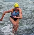Após nadar no rio Sena, nadadora Claire Michel passa mal e abandona Olimpíadas   Foto: REUTERS/Aleksandra Szmigiel