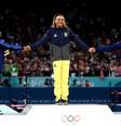 Rebeca Andrade com a medalha de ouro  Foto: Esporte News Mundo