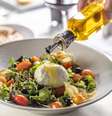 Preparo dos alimentos com azeite  Foto: Shutterstock / Sport Life